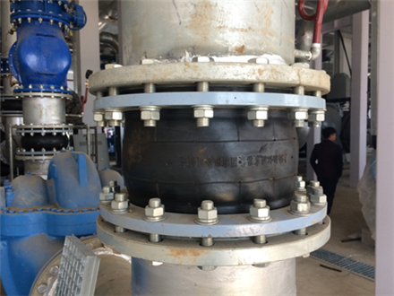 ��܇���S���b���m���z���^���F(xi��n)�Ć��}���