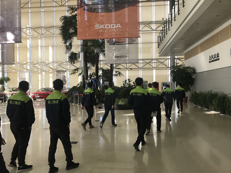 參觀上汽大眾汽車第三工廠