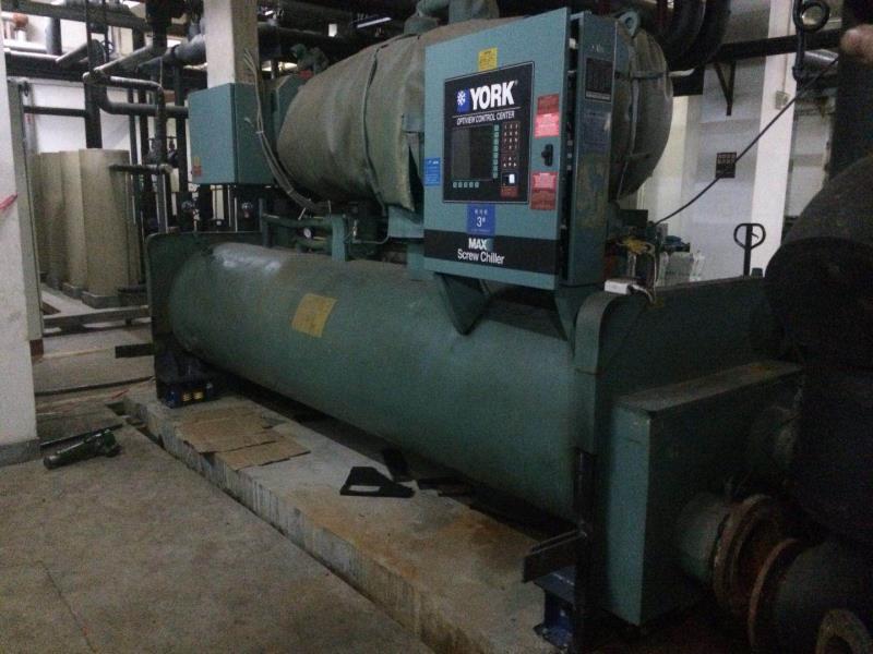 YORK冷水主機(jī)安裝彈簧減震器沒(méi)效果怎么辦？