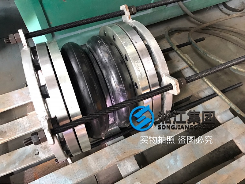 為鋼廠連鑄設備訂制的橡膠接頭準備裝機