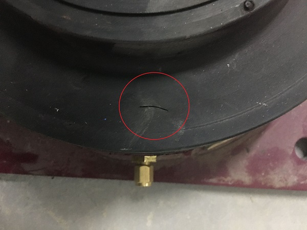 有關某商業變壓器空氣減震器漏氣問題分析報告